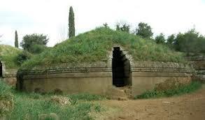 Tomba a tumulo (Cerveteri) Coperta a pseudo cupola o lastroni di pietra,