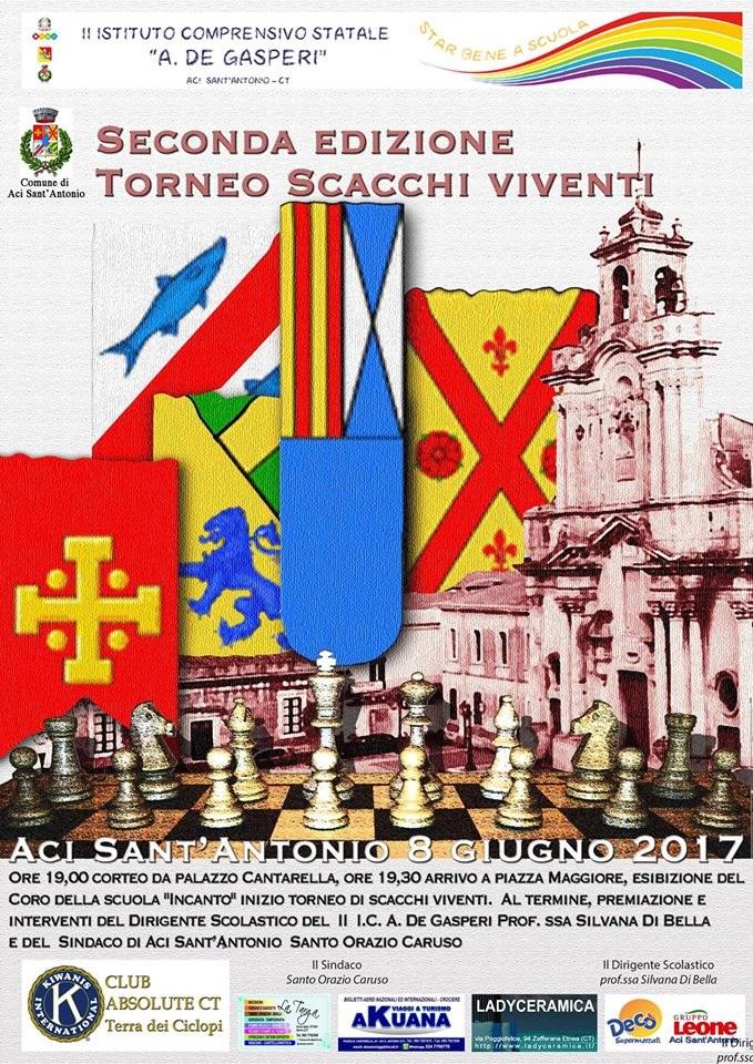 08-06-2017 -II EDIZIONE TORNEO DI SCACCHI VIVENTI piazza Maggiore di Aci Sant' Antonio Oggi gli alunni