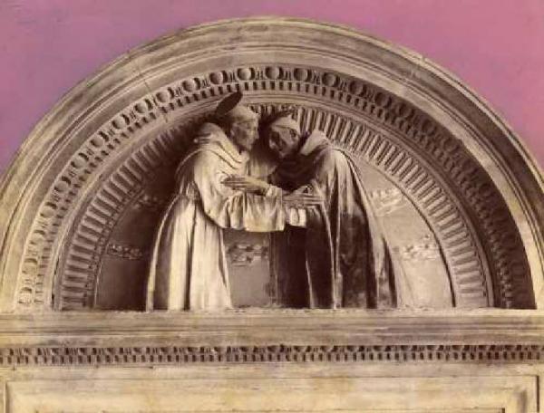 Lunetta a rilievo - Incontro di S. Domenico con S. Francesco - Andrea della Robbia - Firenze - Piazza S. Maria Novella - Loggia dell'ospedale di S.