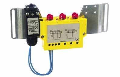 AGR ALLESTIMENTO INTERNO DISPOSITIVO DI SICUREZZA LAMPEGGIANTE AG-LS Il dispositivo lampeggiante permette di effettuare operazioni di ispezione e manutenzione in totale sicurezza.