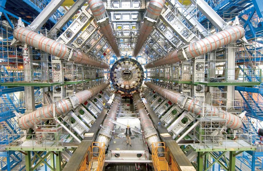 Il rivelatore ATLAS al CERN è lungo 46 metri e ha
