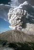 DEFINIZIONE DI VULCANO Un vulcano può essere definito come una frattura nella crosta terrestre, in corrispondenza della quale il magma viene in